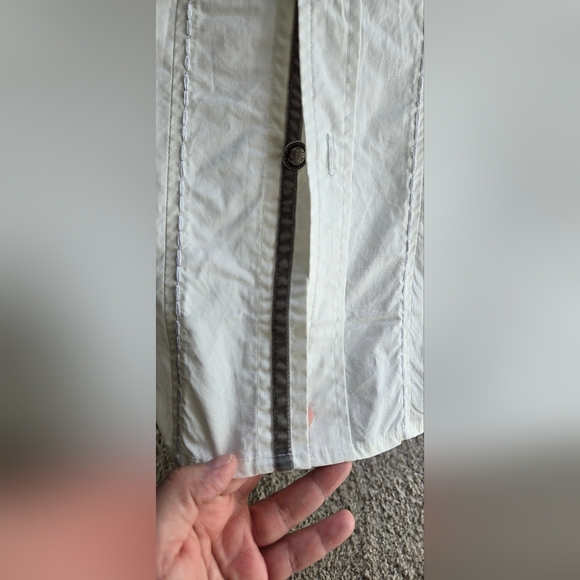 Cream/Off White Button-Up Shirt - Picture 5 of 11